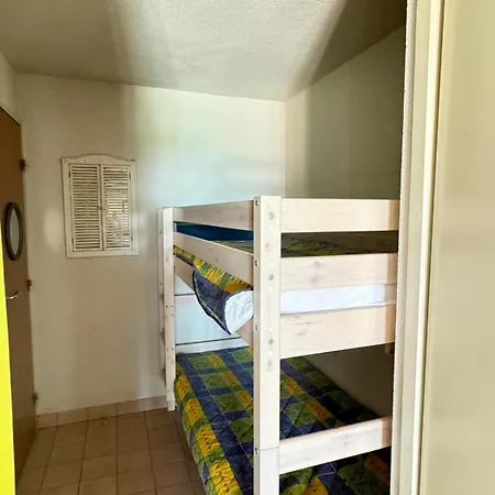Apartment Rez De Jardin En Bord De Piscine Tennis Stationnement Sete