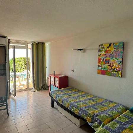 Apartment Rez De Jardin En Bord De Piscine Tennis Stationnement Sete