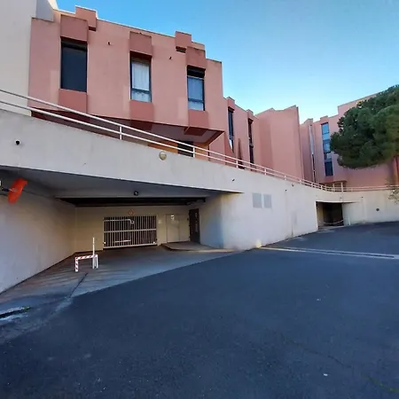 Apartment Rez De Jardin En Bord De Piscine Tennis Stationnement Sete