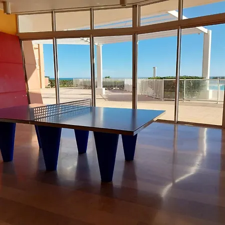 Rez De Jardin En Bord De Piscine Tennis Stationnement Sete