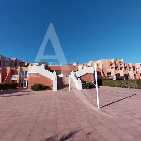 Rez De Jardin En Bord De Piscine Tennis Stationnement Apartment *